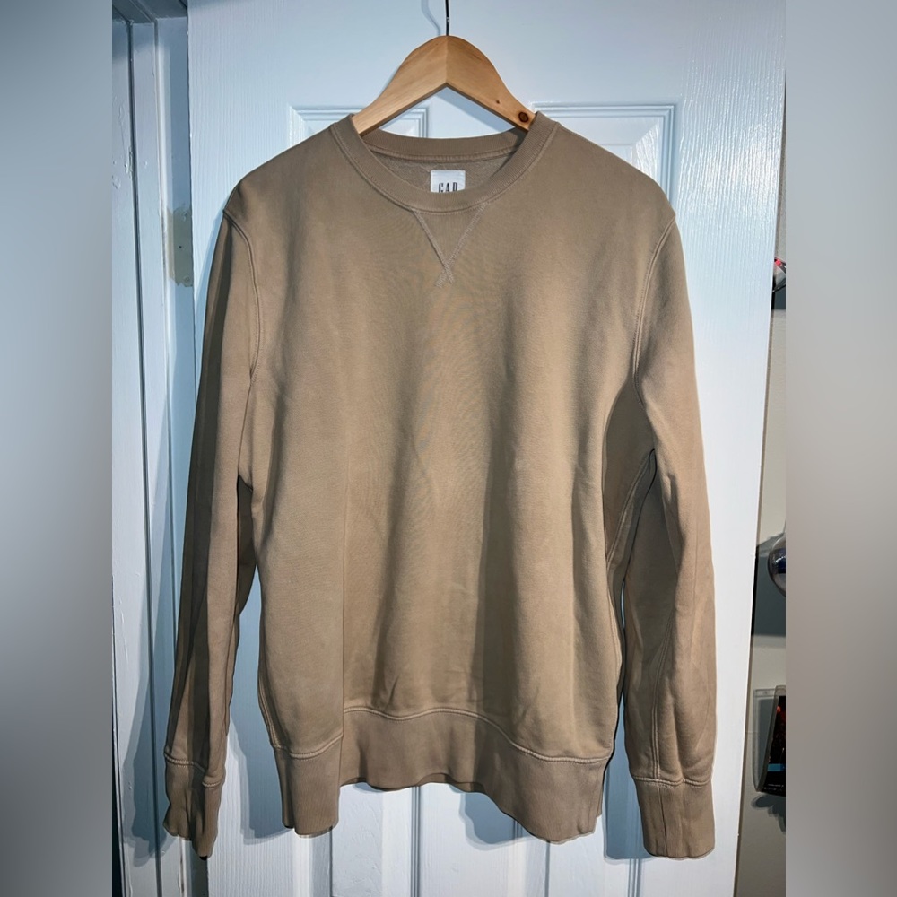 Gap long sleeve crew neck sweatshirt